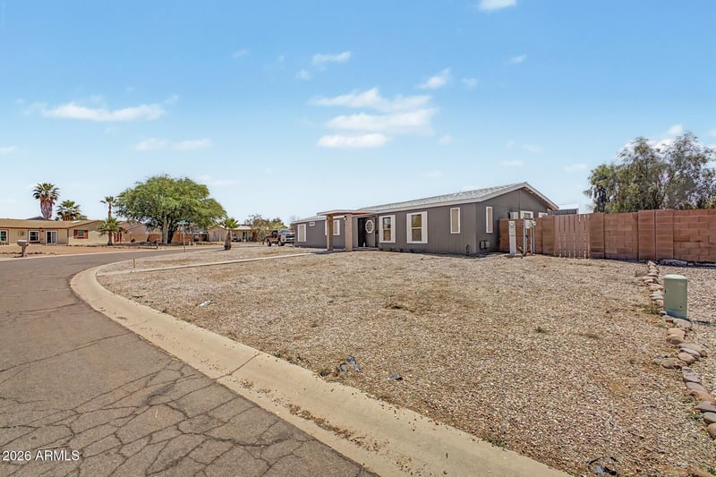41300 Rabbit Brush Trl, San Tan Valley, AZ 85140