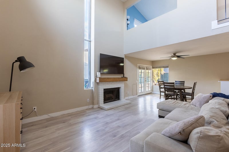 4131 Carter Dr, Phoenix, AZ 85042