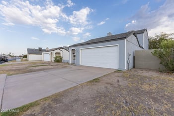 4131 Carter Dr, Phoenix, AZ 85042