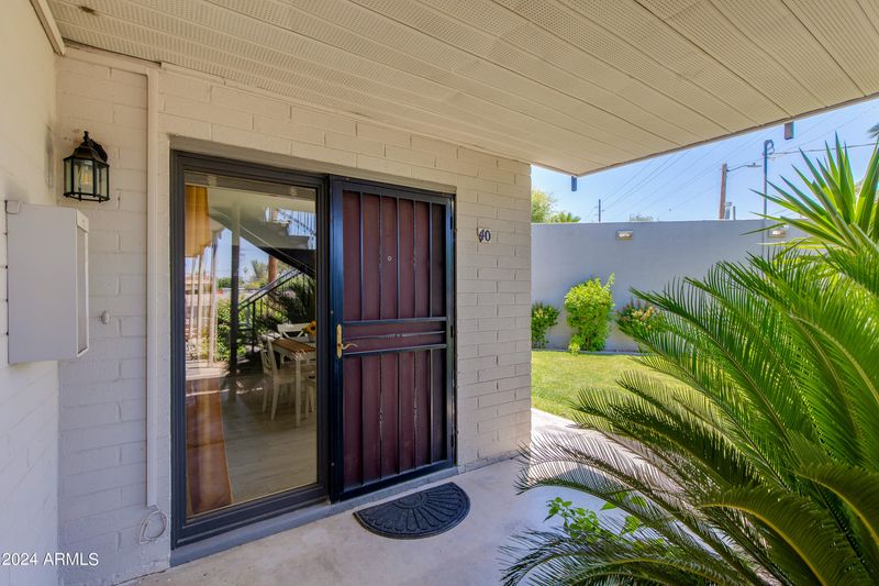 4131 E Camelback Rd #40, Phoenix, AZ 85018