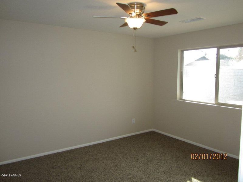 4131 W Shangri La Rd, Phoenix, AZ 85029