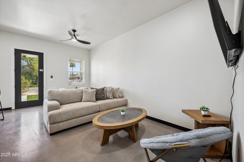 4132 11th St, Phoenix, AZ 85014