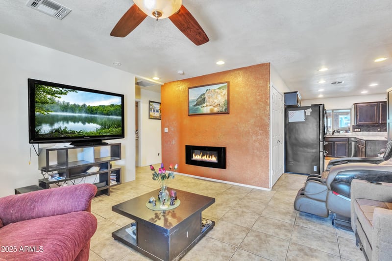 4132 Garden Dr, Phoenix, AZ 85029