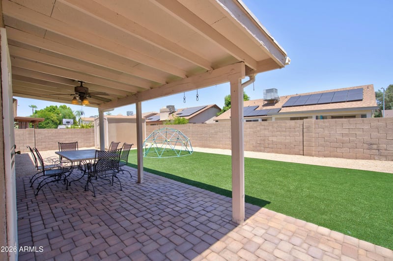 4132 W Whispering Wind Dr, Glendale, AZ 85310