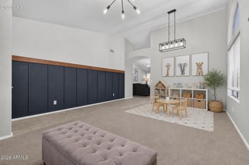 4132 Whispering Wind Dr, Glendale, AZ 85310