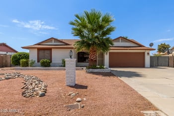 4133 Grovers Ave, Glendale, AZ 85308