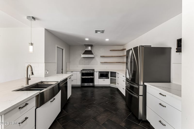 4133 Topeka Dr, Glendale, AZ 85308