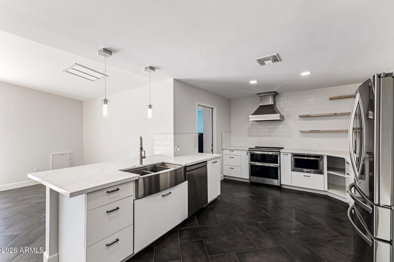 4133 Topeka Dr, Glendale, AZ 85308