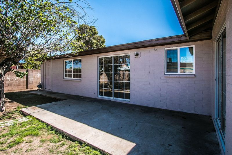 4134 W Earll Dr, Phoenix, AZ 85019