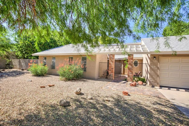4134 W Wescott Dr, Glendale, AZ 85308