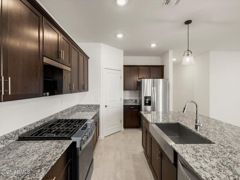 4135 Monika Ln, San Tan Valley, AZ 85144