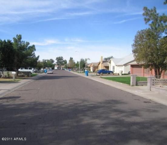 4136 E Apollo Rd, Phoenix, AZ 85042
