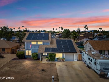 4136 Hearn Rd, Phoenix, AZ 85053