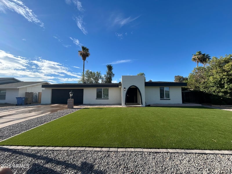 4136 W Caron St, Phoenix, AZ 85051