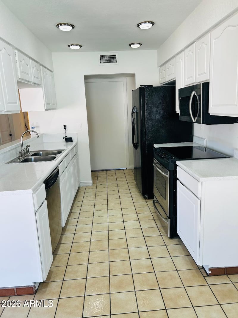 4136 W Corrine Dr, Phoenix, AZ 85029