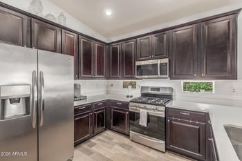 4136 W Palace Station Rd, New River, AZ 85087