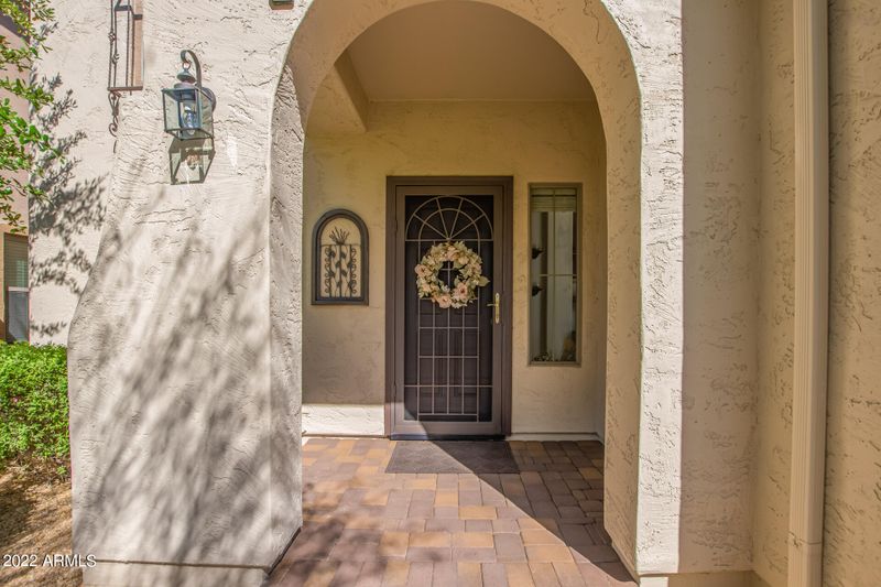 41362 N Miles Ct, Phoenix, AZ 85086