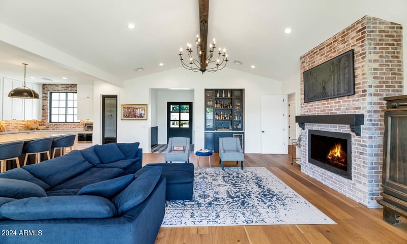 4137 E Coolidge St, Phoenix, AZ 85018