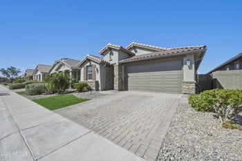 41370 Somerset Dr, Maricopa, AZ 85138