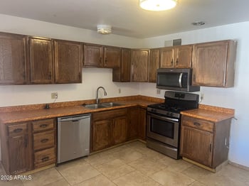 4138 Bethany Home Rd, Phoenix, AZ 85019