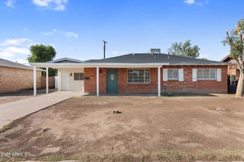 4138 Cavalier Dr, Phoenix, AZ 85019