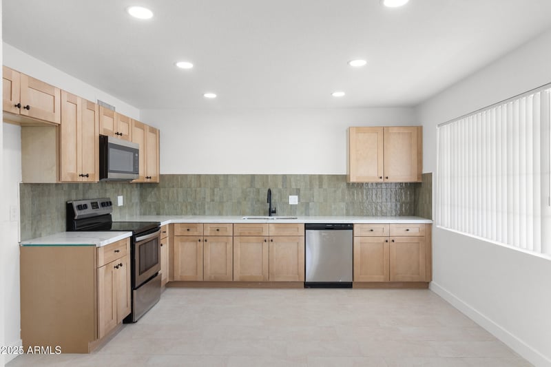 4138 Cavalier Dr, Phoenix, AZ 85019