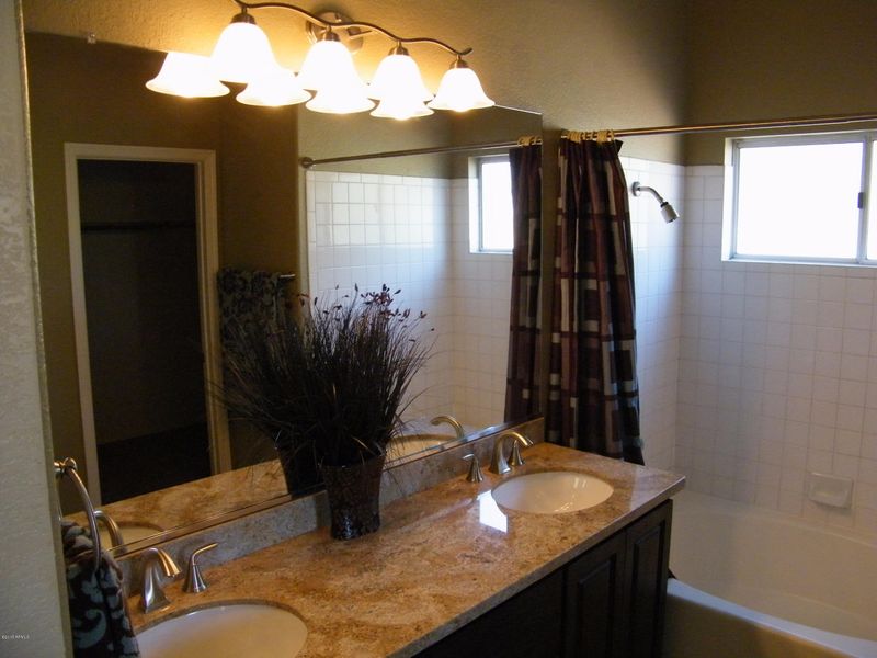 4138 E San Gabriel Ave, Phoenix, AZ 85044
