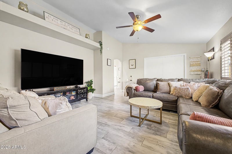 4138 E Tanglewood Dr, Phoenix, AZ 85048