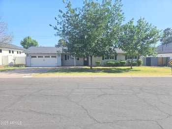 4139 Clarendon Ave, Phoenix, AZ 85018