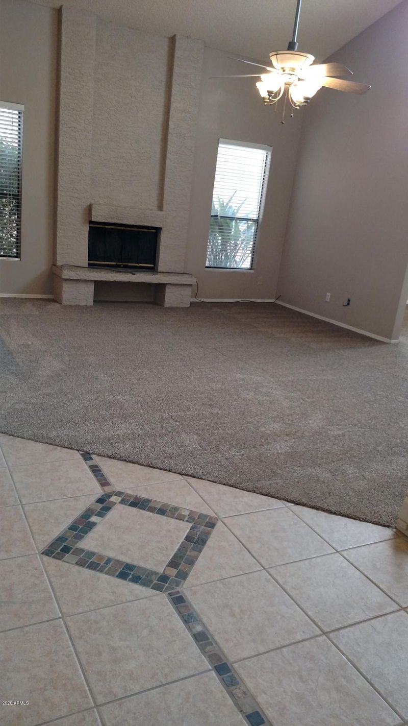 4139 E Cholla Canyon Dr, Phoenix, AZ 85044