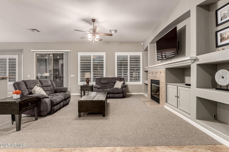 4139 Loma Vista St, Gilbert, AZ 85295