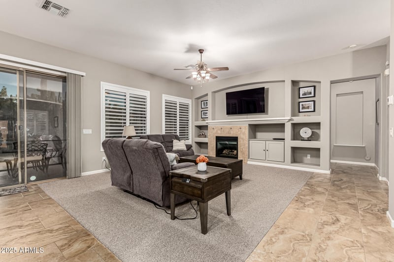 4139 Loma Vista St, Gilbert, AZ 85295