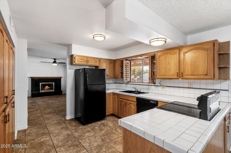 414 Westchester Dr, Tempe, AZ 85283