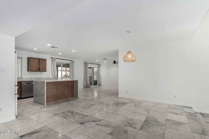 4140 Anderson Dr, Glendale, AZ 85308