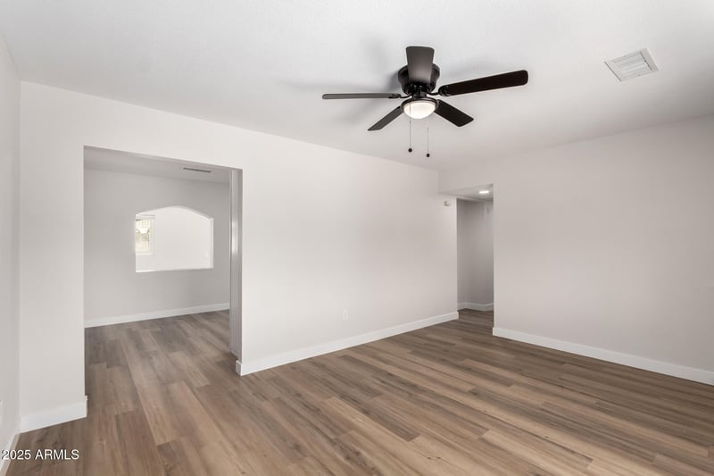 4140 Burgess Ln, Phoenix, AZ 85041