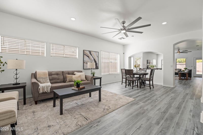 4140 Claxton Ave, Gilbert, AZ 85297