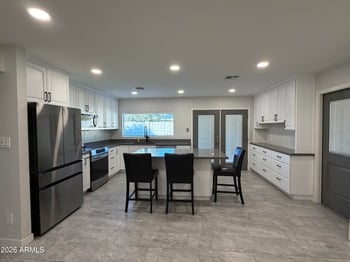 4140 Paradise Dr, Phoenix, AZ 85029