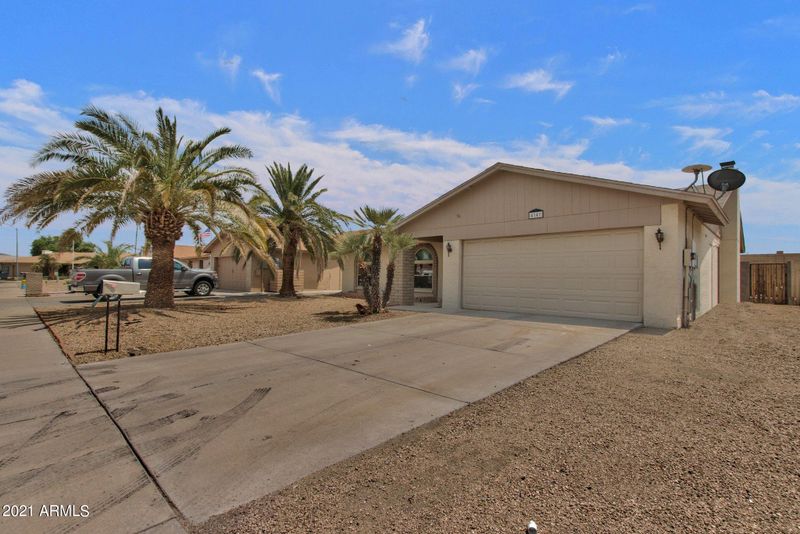 4141 W Christy Dr, Phoenix, AZ 85029