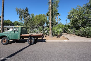 4142 35th St, Phoenix, AZ 85018