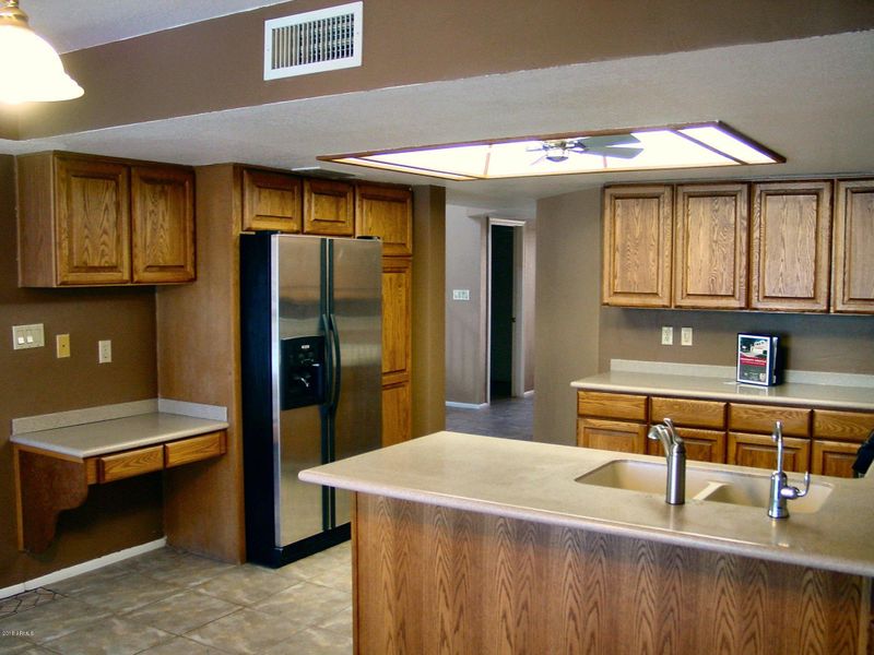 4142 E Becker Ln, Phoenix, AZ 85028