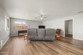 4143 Northview Ave, Phoenix, AZ 85051