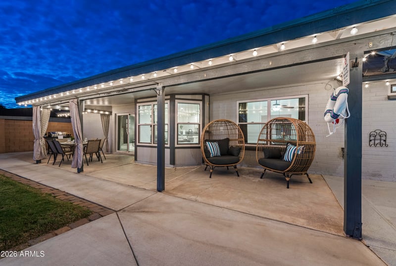 4145 Meadow Dr, Glendale, AZ 85308
