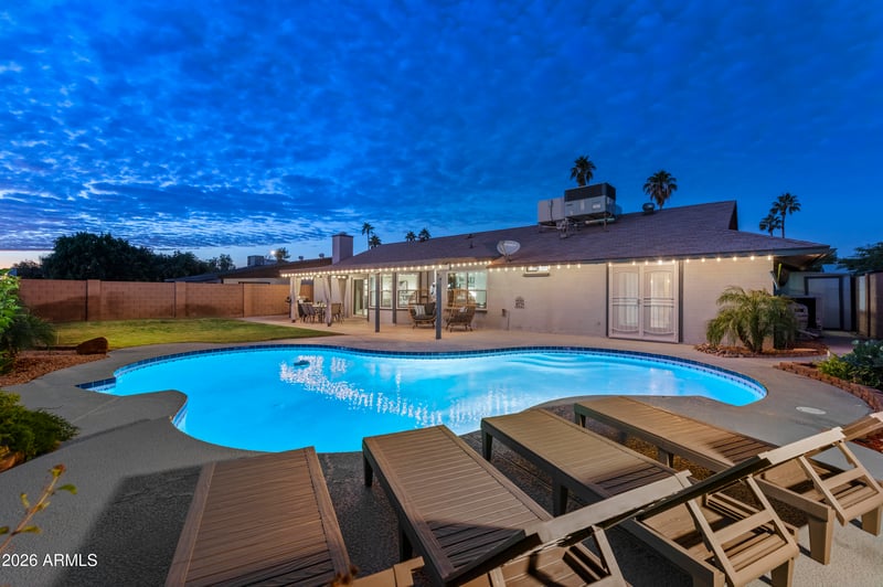 4145 Meadow Dr, Glendale, AZ 85308