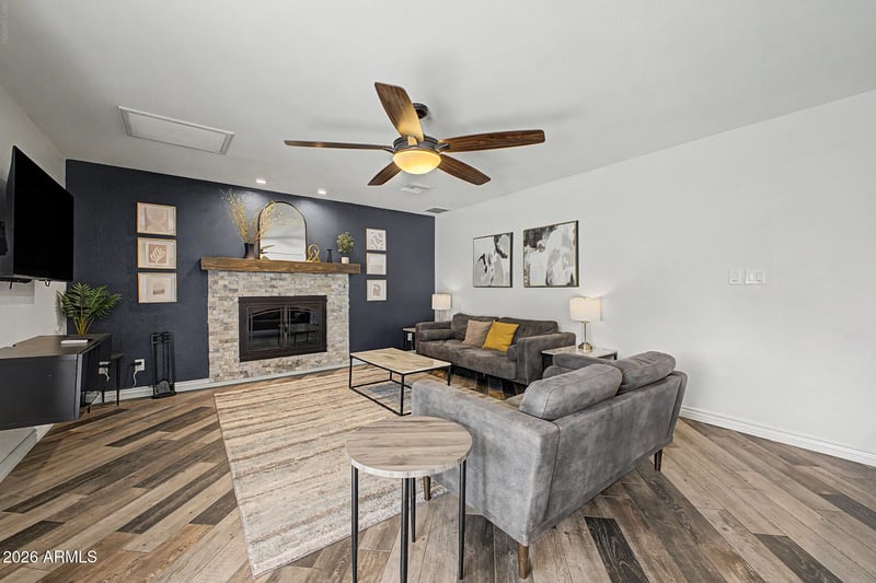 4145 W Meadow Dr, Glendale, AZ 85308