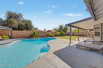 4145 W Meadow Dr, Glendale, AZ 85308