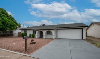 4146 Desert Hills Dr, Phoenix, AZ 85029