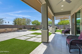 41465 Sussex Dr, Maricopa, AZ 85138