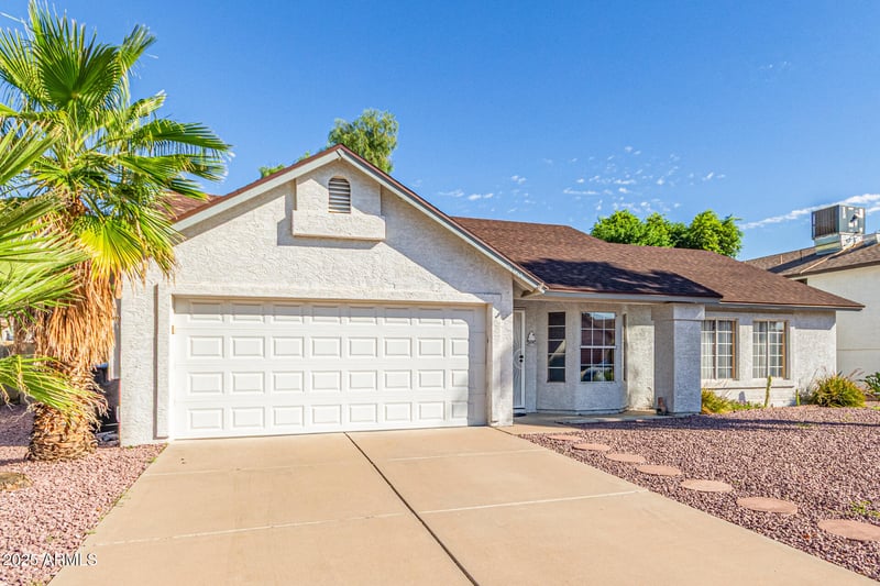4148 W Park View Ln, Glendale, AZ 85310