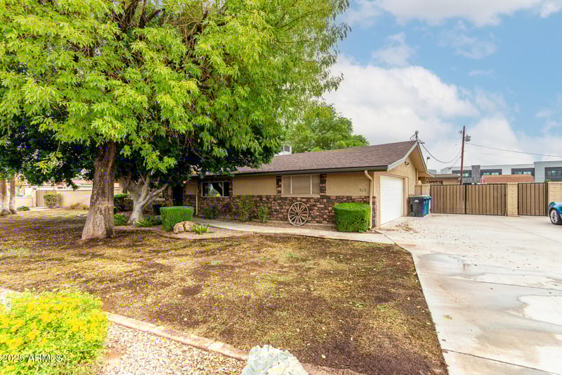 415 31st St, Mesa, AZ 85204