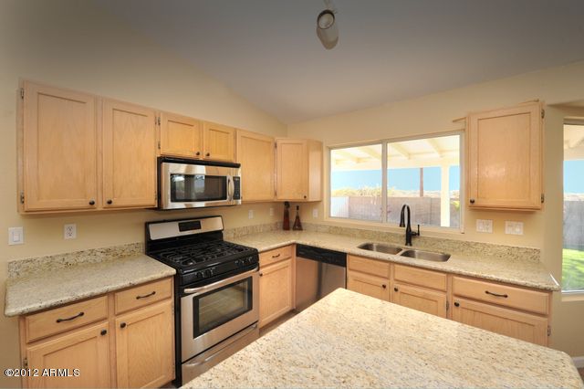 415 E Desert Ranch Rd, Phoenix, AZ 85086